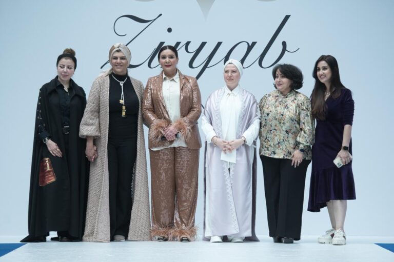 مهرجان “زرياب”.. عالم الموضة في مدينة الضباب