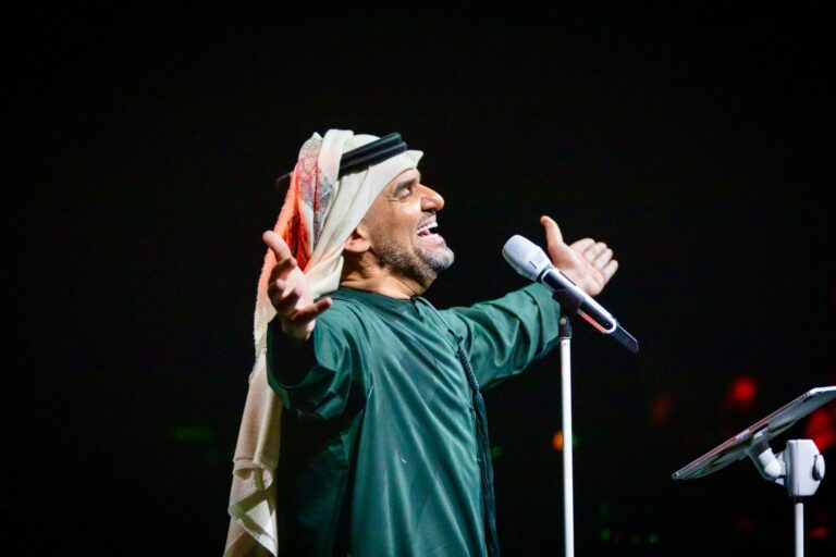 حسين الجسمي يشعل اجواء الاتحاد ارينا بحفل تاريخي مكتمل العدد