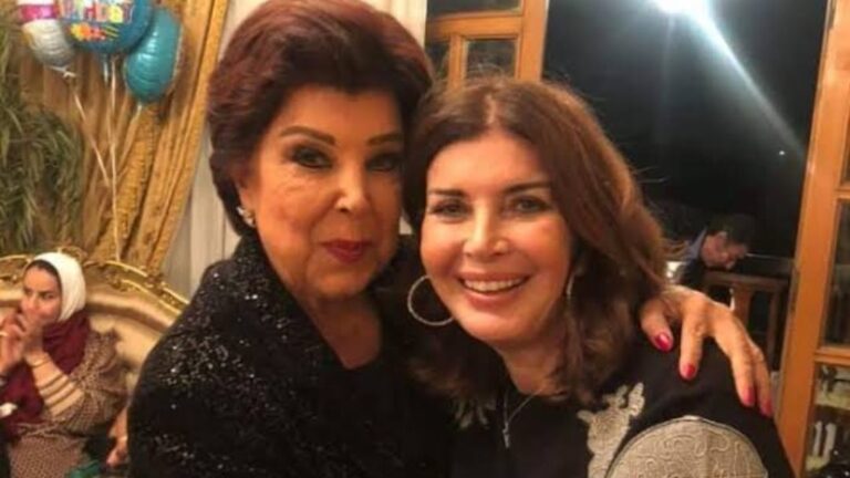 الفنانة ميرفت امين تواصل حضورها ونشاطها الفني بعد كلهم بيحبو مودي وتفتقد رجاء الجداوي ودلال عبد العزيز