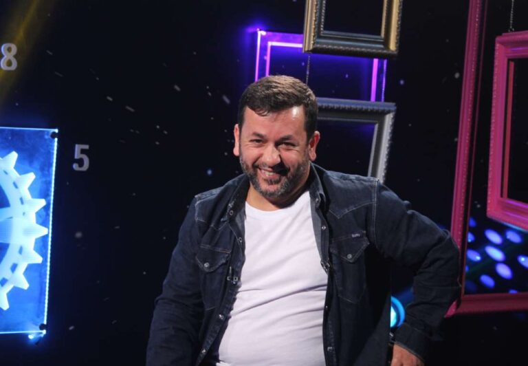 شربل خليل خلافي مع شخص واحد ونصف النجوم بدايتهم معي وكلهم احباب