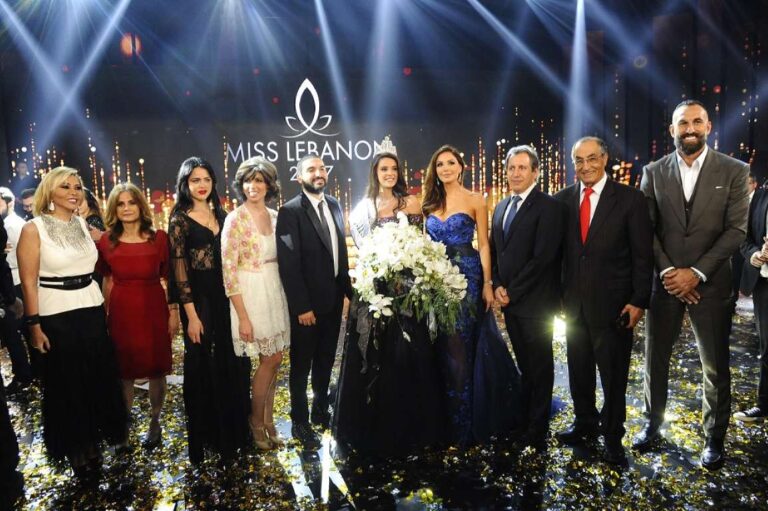 بيرلا الحلو ملكة علي عرش الجمال اللبناني 2017 ونجمة الحفل كارول سماحة تزيدها رونقا وجمالا