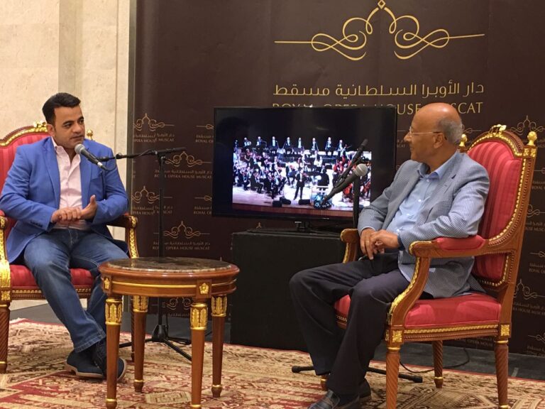 ​​​جهاد عقل… ساحر الكمان في دار الأوبرا السلطانية في عُمان ..