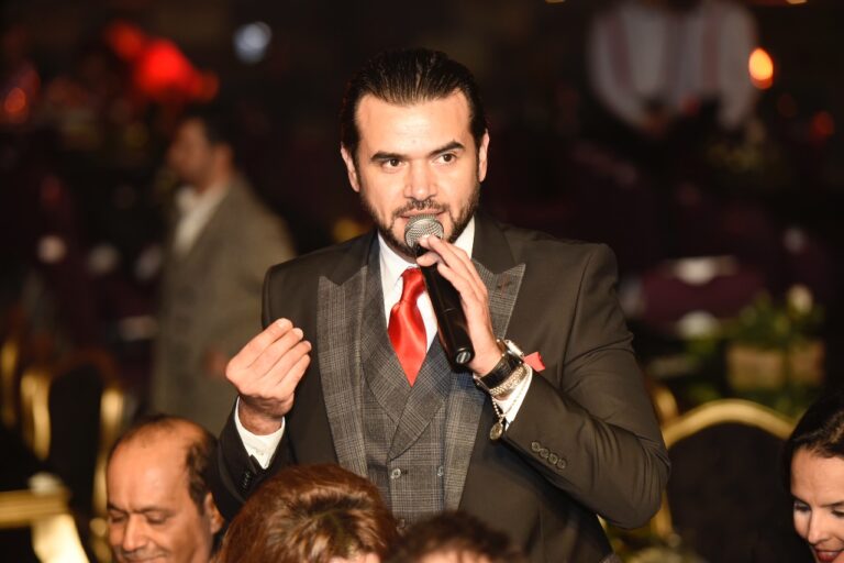 ساموزين وشمس الكويتية يضيئان ليلة رأس السنة في شيراتون القاهرة
