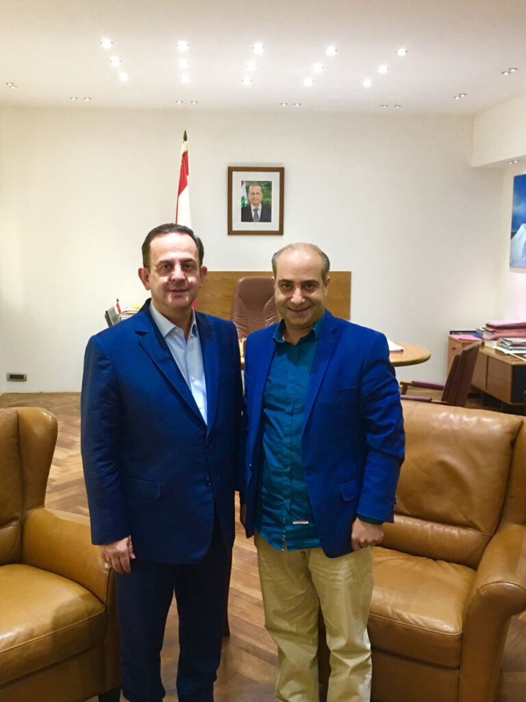 وزير السياحة يستقبل رئيس جمعية كهف الفنون غاندي بوذياب