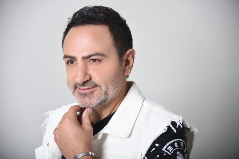 باسل عيد يقدم الجديد .. الله يحميكي
