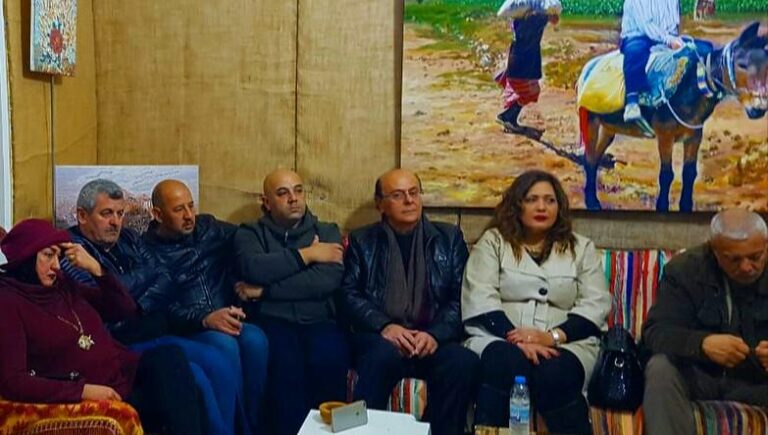 قيادات وشخصيات بارزة في جمعية كهف الفنون ومحاورة نقدية حول اعمال غاندي بو ذياب