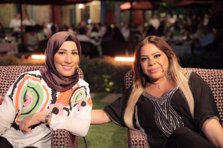 نجمة “ذا فويس “نداء شراره تكشف تفاصيل المقلب الذي شربته من شيرين عبد الوهاب …