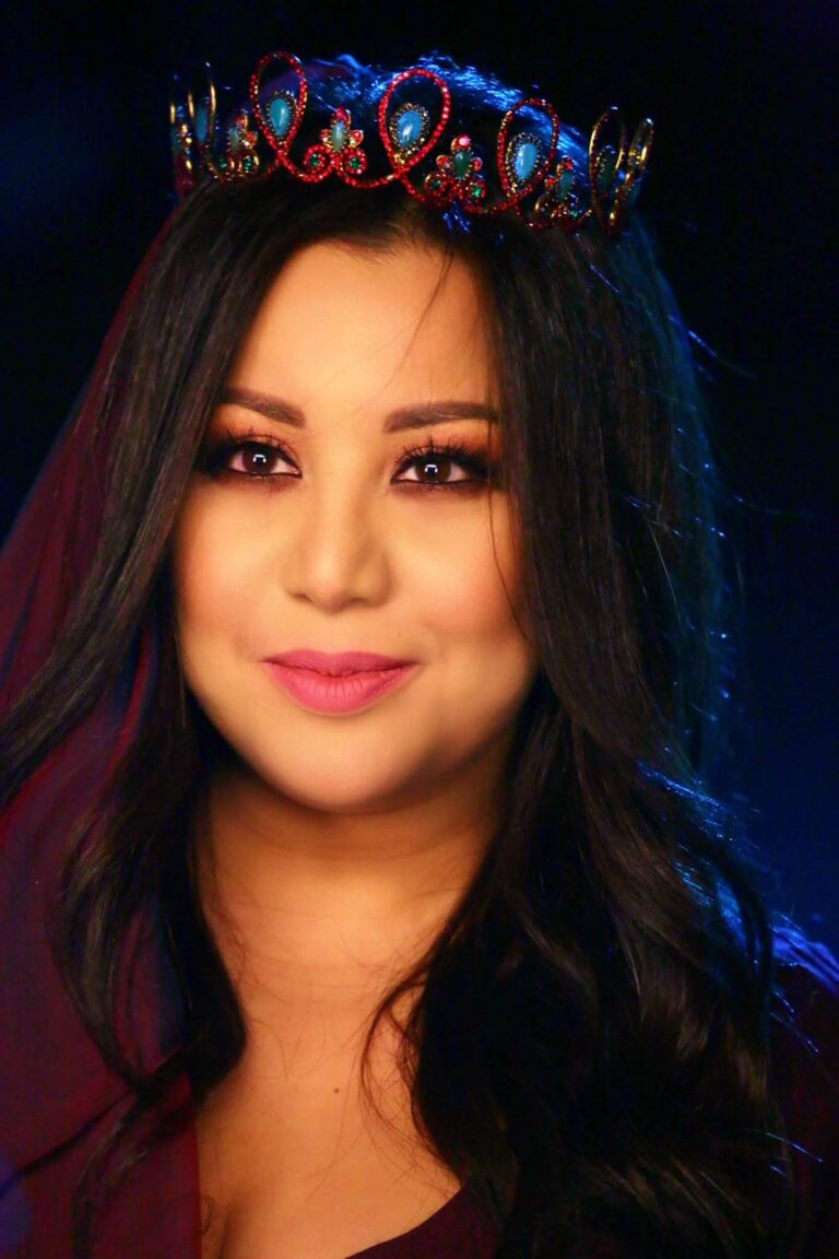 يسرا محنوش تقدم صوتها للاطفال