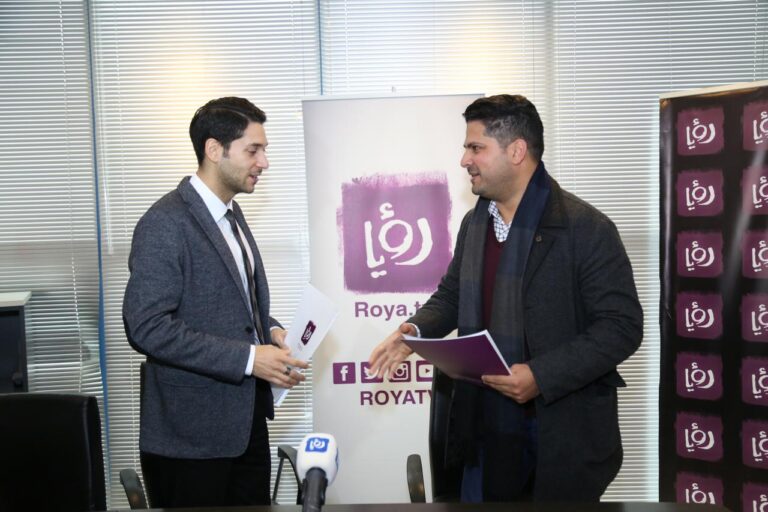 رؤيا توقع مع الصعيدي وتستضيفه في كرفان