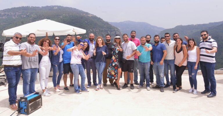 فريق “دلتـــا” ينجح بتسلق قمة لوبوتشيه 6119 متر بهدف تشجيع ممارسة الرياضة ومكافحة آفة المخدرات